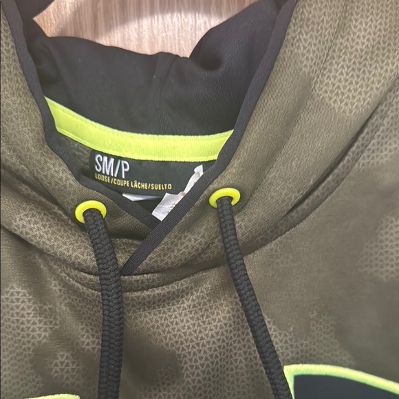Under Armour Dark Green Hoodie with Neon Logo - Picture 2 of 14